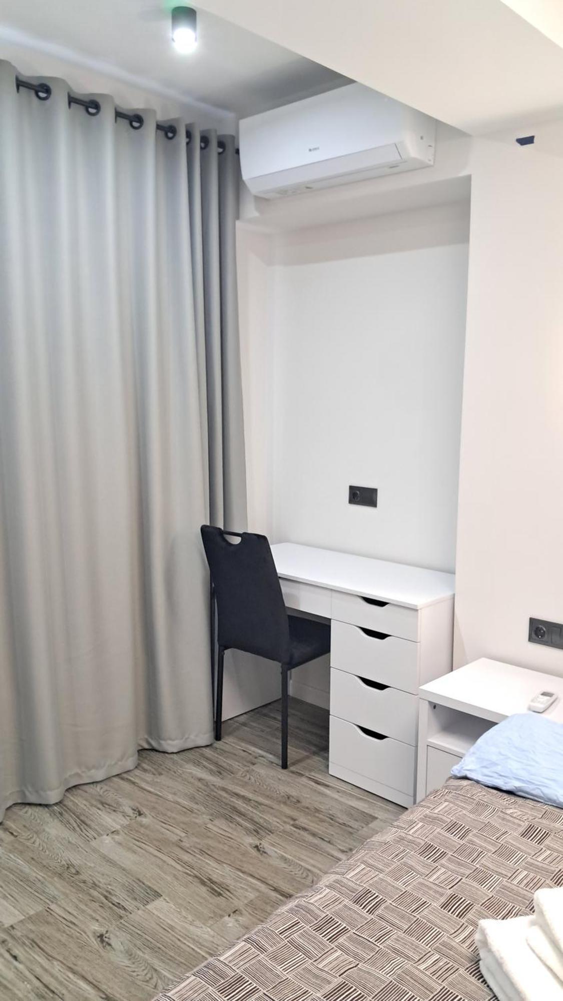 Airhotel Codru エクステリア 写真