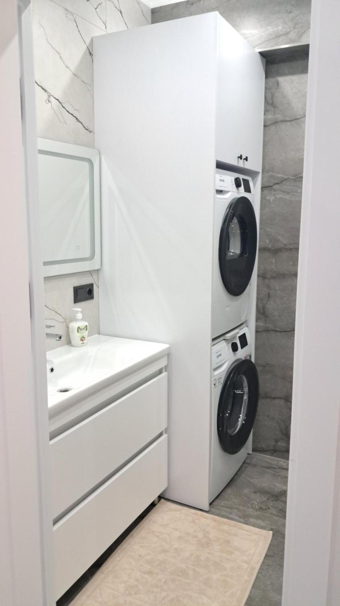 Airhotel Codru エクステリア 写真